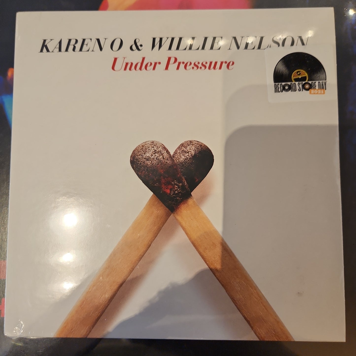 Karen O & Willie Nelson - Under Pressure - 7" RSD