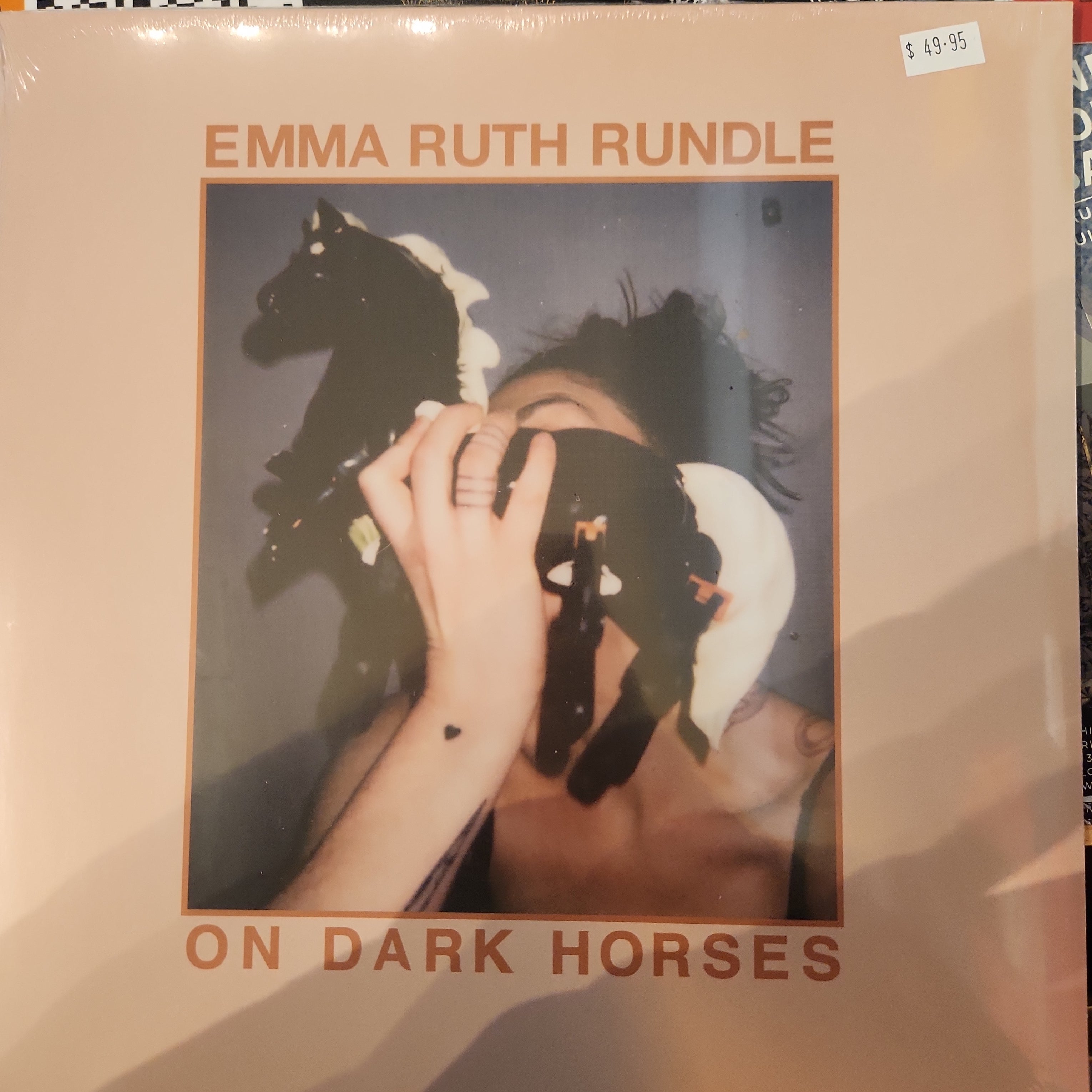 Emma Ruth Rundle - On Dark Horses - Vinyl – Badlandsvinyl